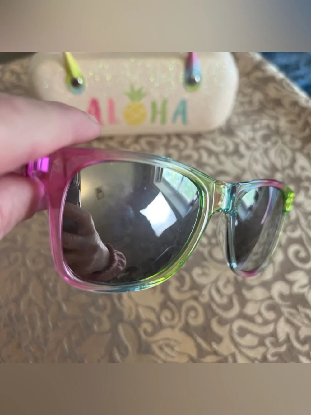 Tommy Bahama Kids Colorful Sunglasses and Hard Case Aloha Hawaiian Theme